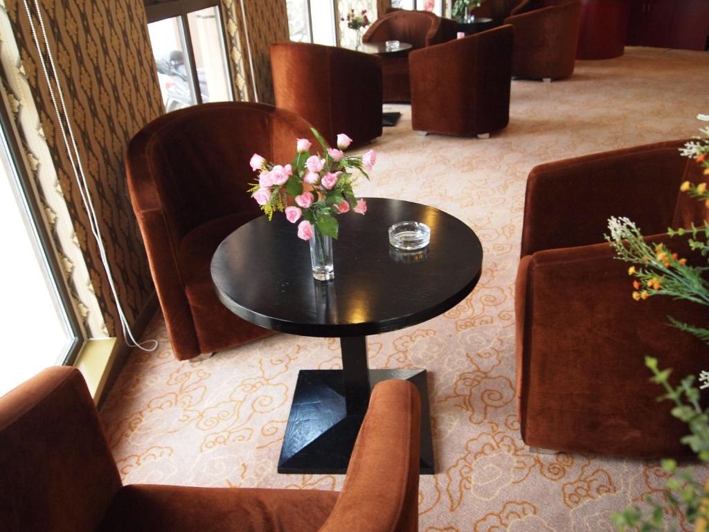היפיי Xin Gui Du City Hotel מראה חיצוני תמונה